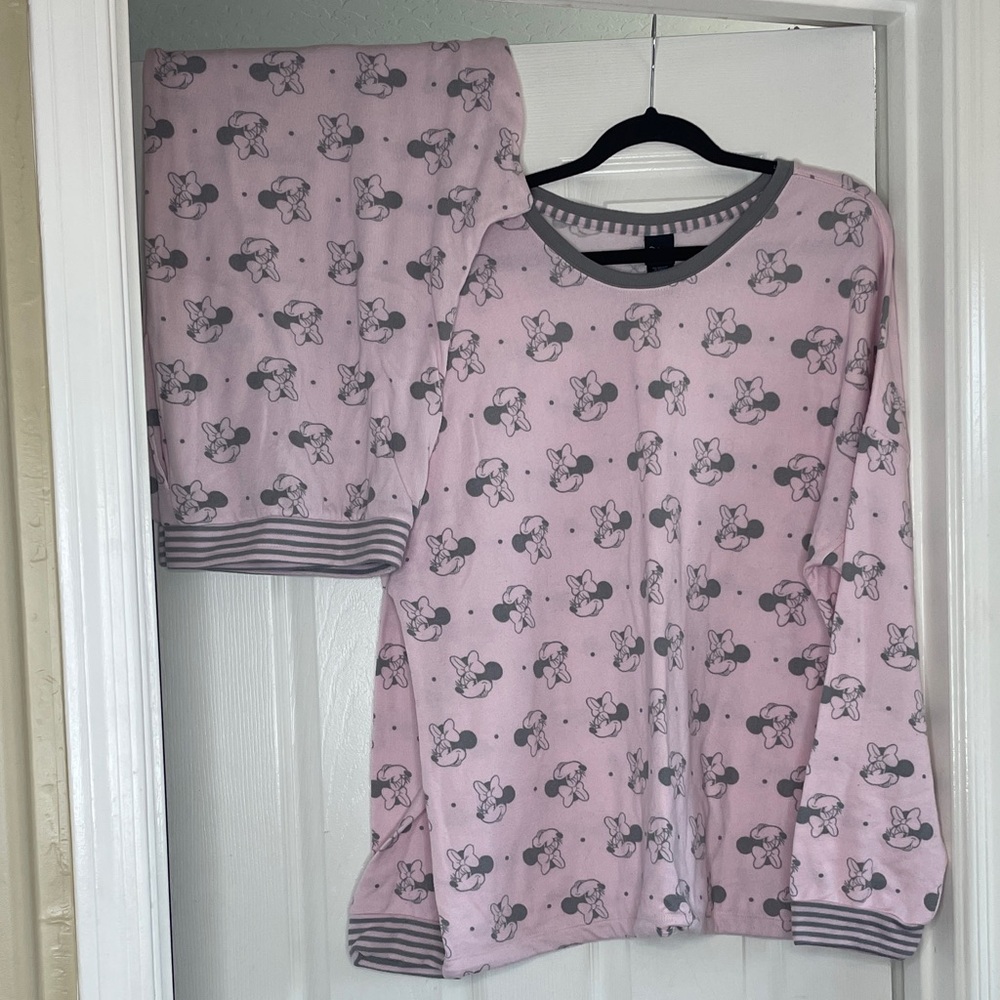 Disney Minnie Mouse Pink Pajama Set with Character Design